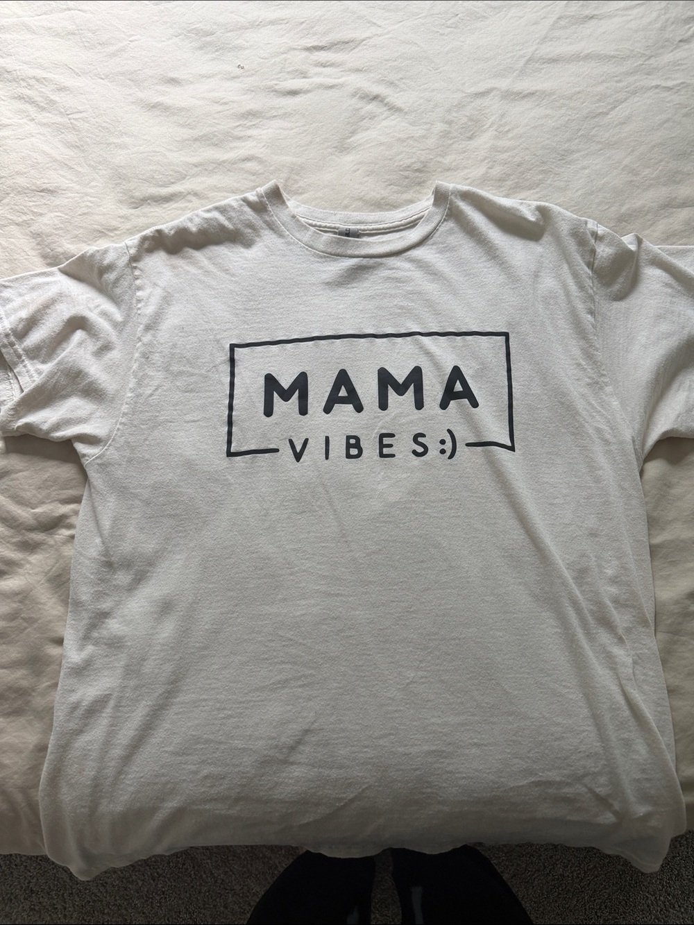 MAMA Vibes White Graphic Tee